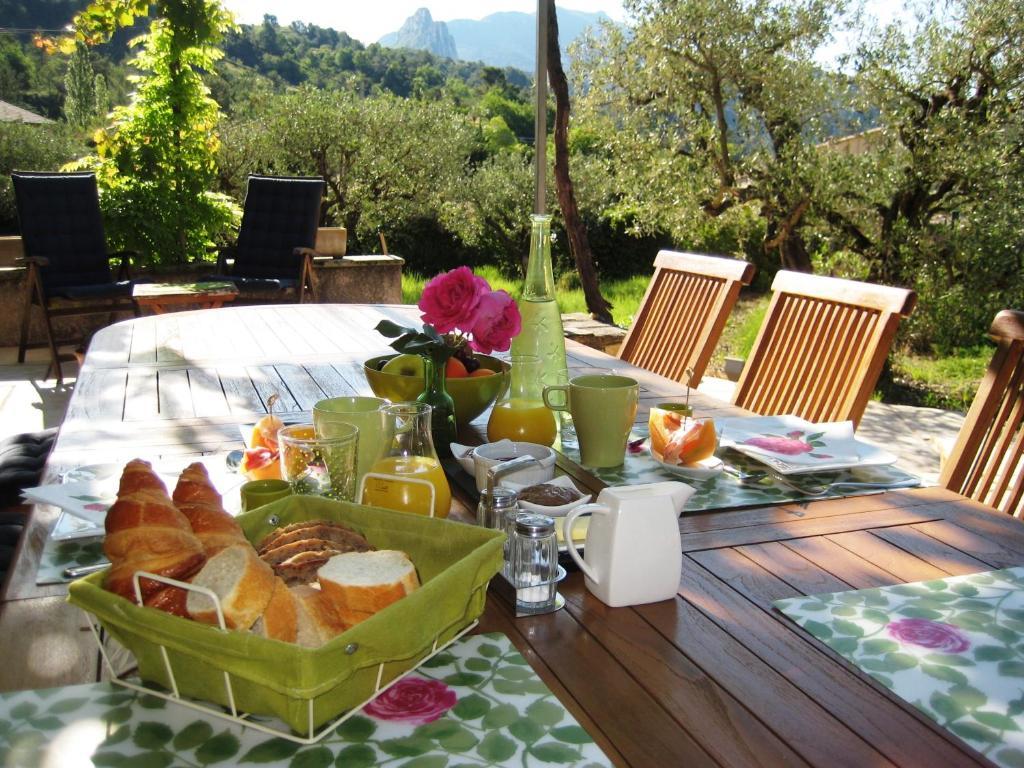 La Serenade Buis-les-Baronnies Exteriör bild